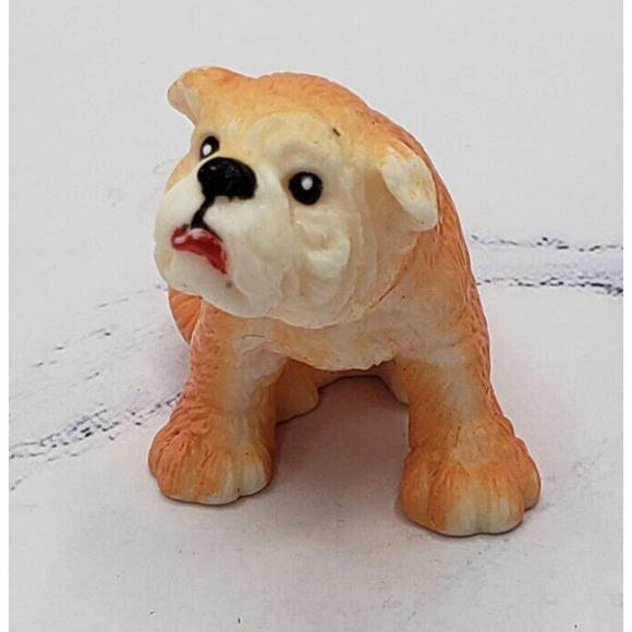 English Bulldog Brown and White Vintage 3 Inch Plastic Toy Figure - Picture 1 of 8